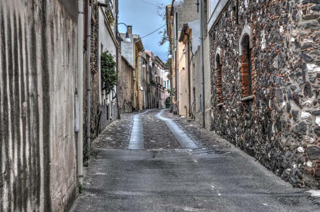 Canne Al Vento Гальтелли Экстерьер фото